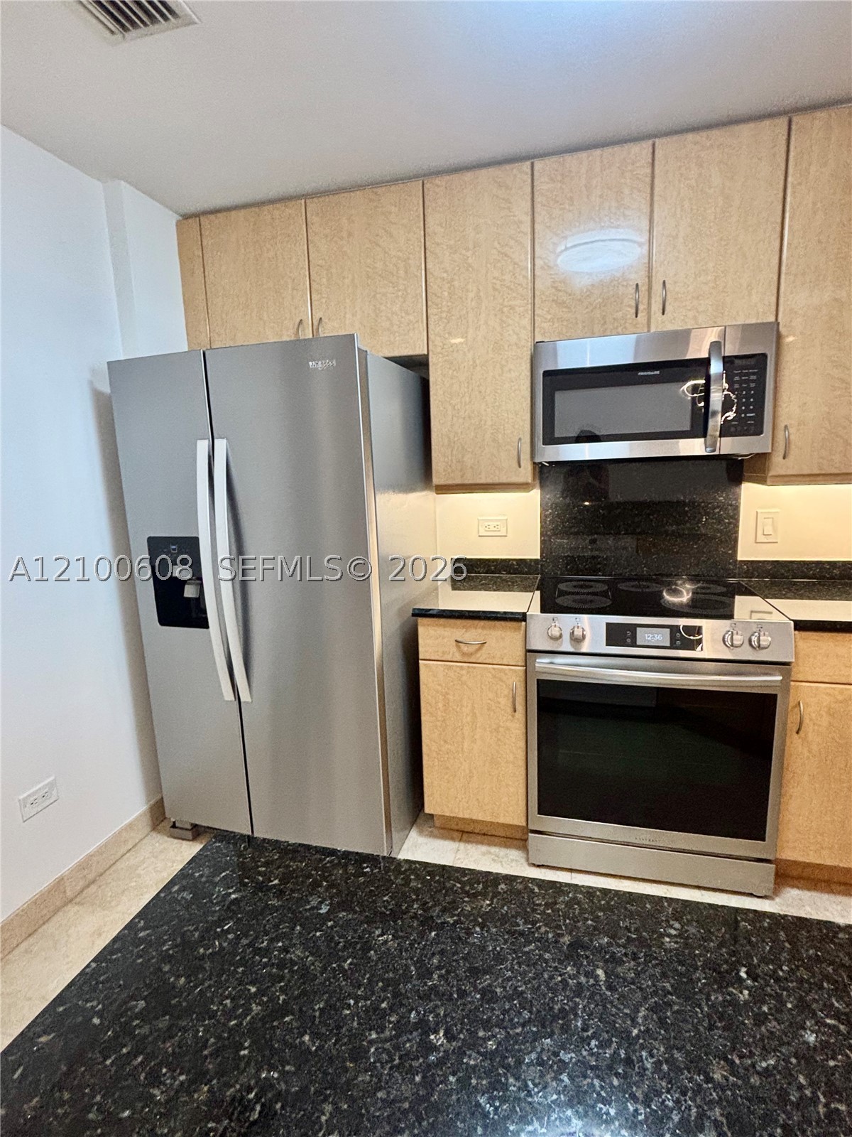 801 Brickell Key Blvd #1808, Miami FL 33131
