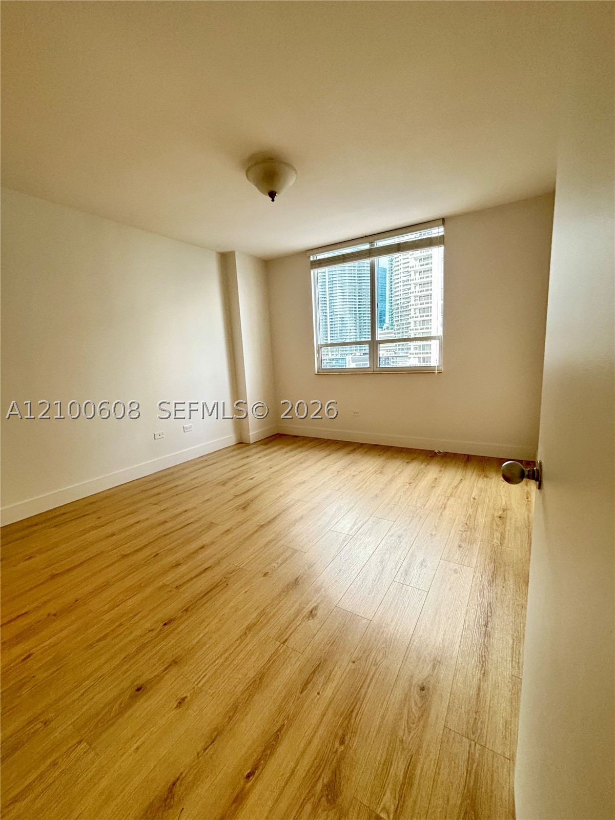 801 Brickell Key Blvd #1808, Miami FL 33131
