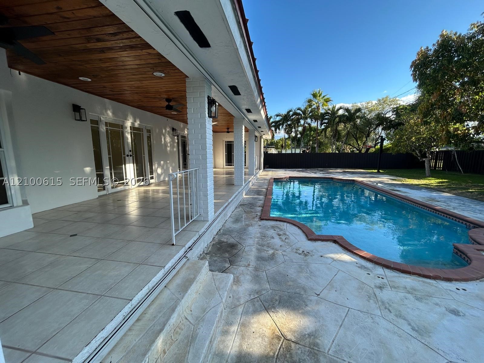 15030 SW 89th Ave, Palmetto Bay FL 33176