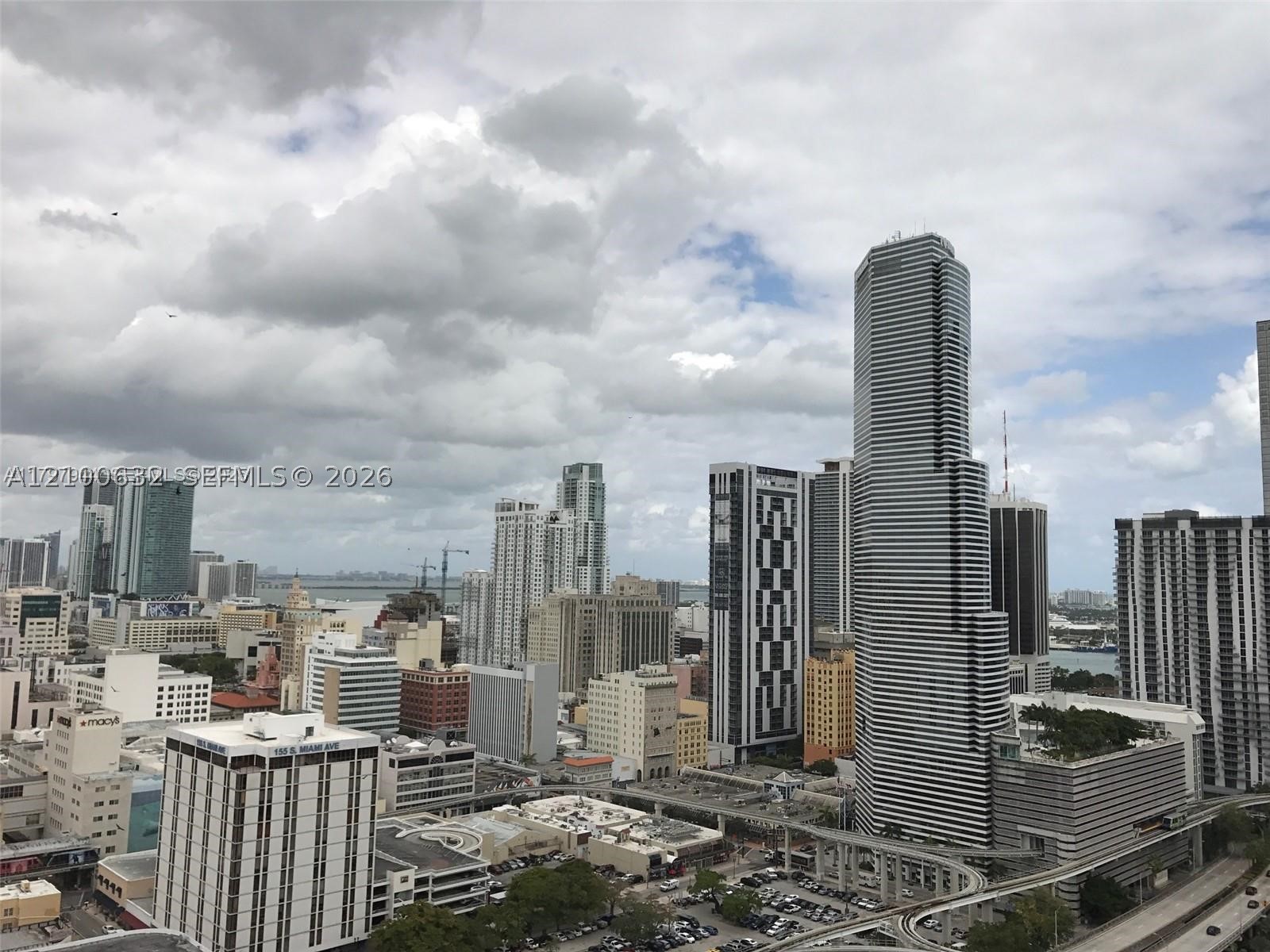 350 S Miami Ave #2811, Miami FL 33130