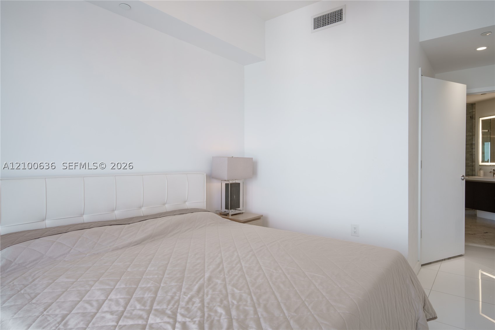 851 NE 1st Ave #4406, Miami FL 33132