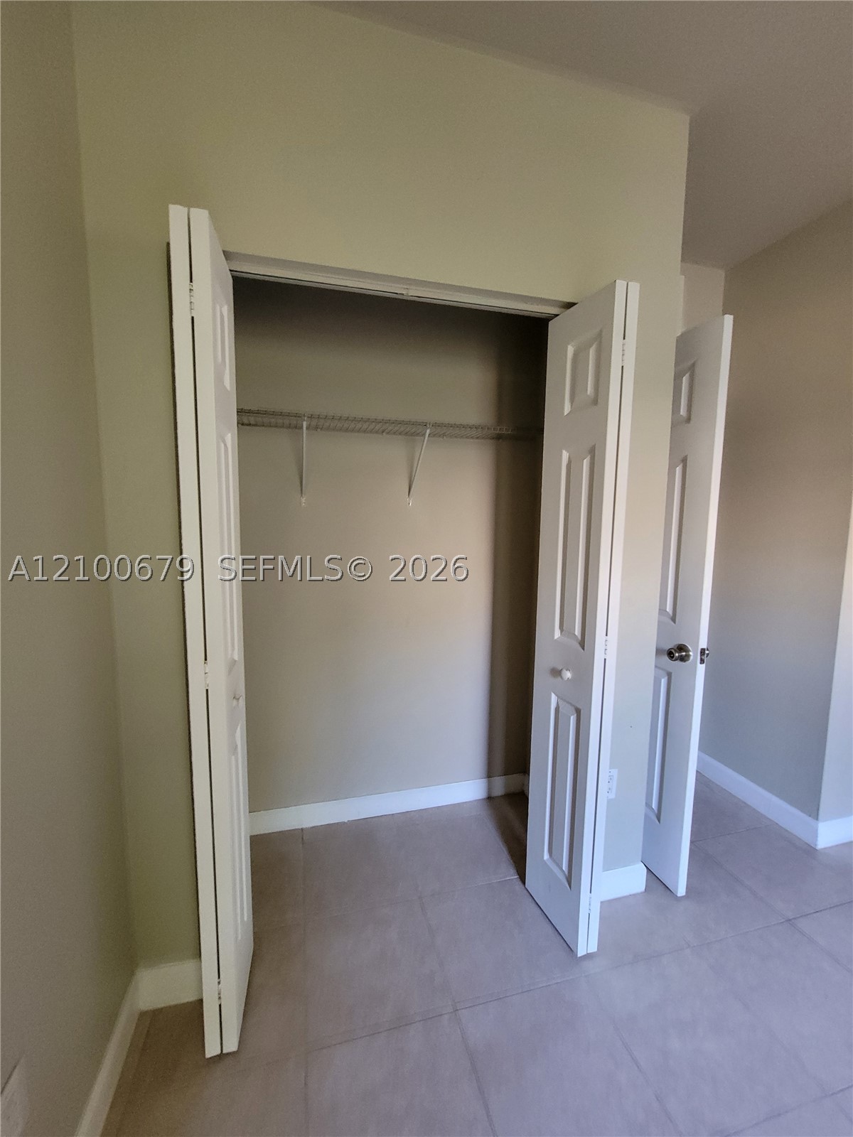 2933 SE 2nd Dr #5, Homestead FL 33033