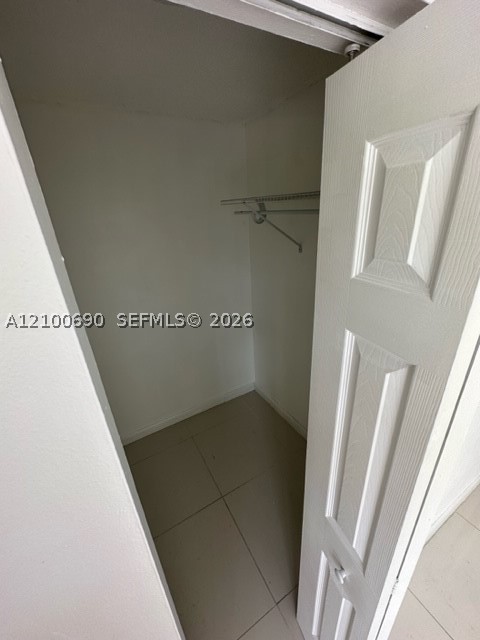 3527 NE 168th St #202, North Miami Beach FL 33160