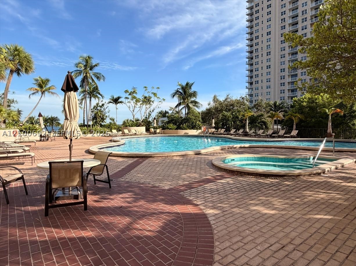 520 Brickell Key Dr #A1216, Miami FL 33131