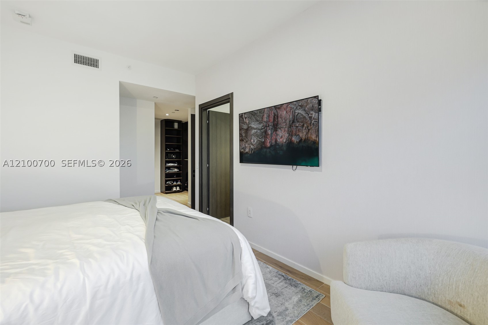 398 NE 5th St #3718-3719, Miami FL 33132