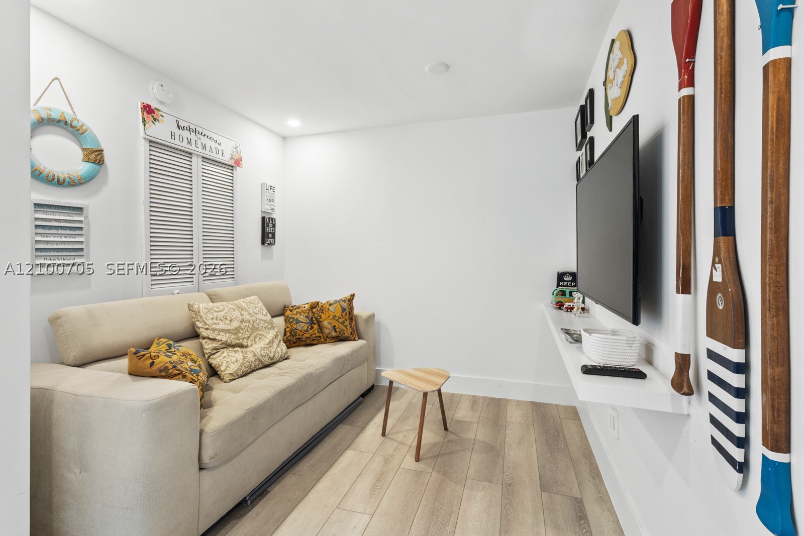 2333 Brickell Ave #1616, Miami FL 33129