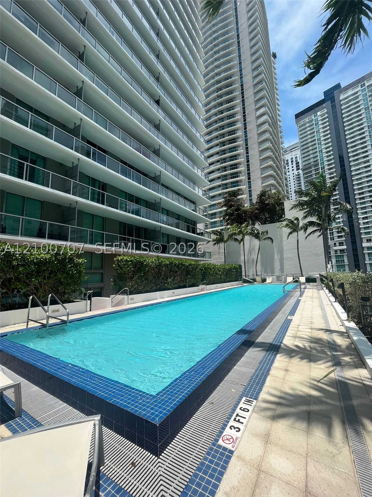 79 SW 12th St #2002-S, Miami FL 33130