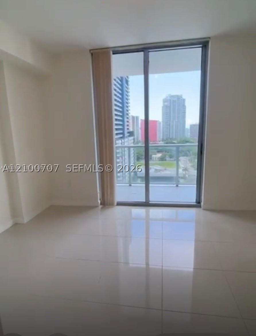 79 SW 12th St #2002-S, Miami FL 33130