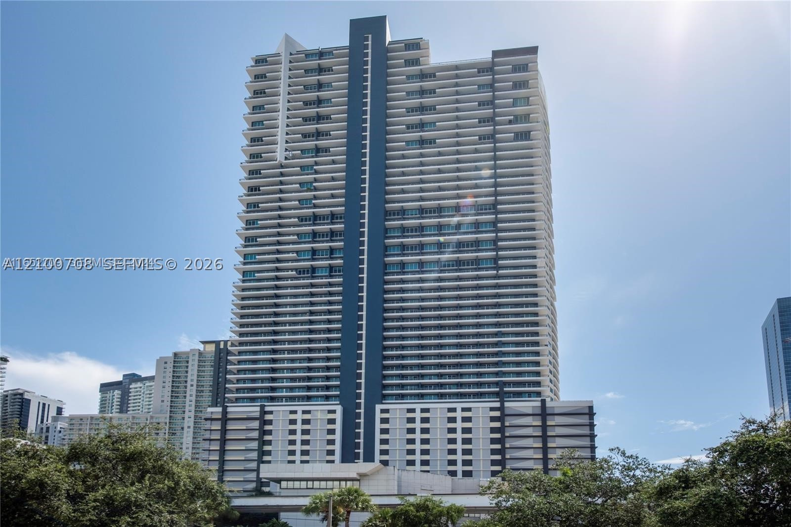60 SW 13th St #3014, Miami FL 33130