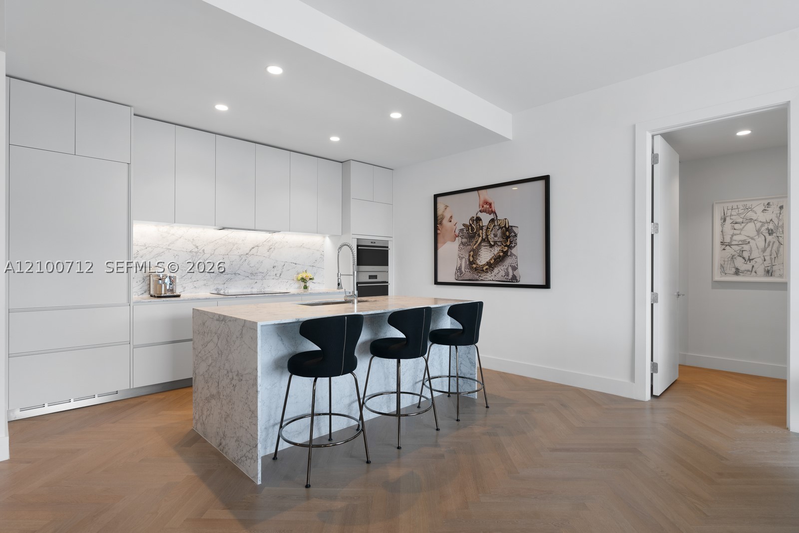 5775 Collins Ave #1005, Miami Beach FL 33140