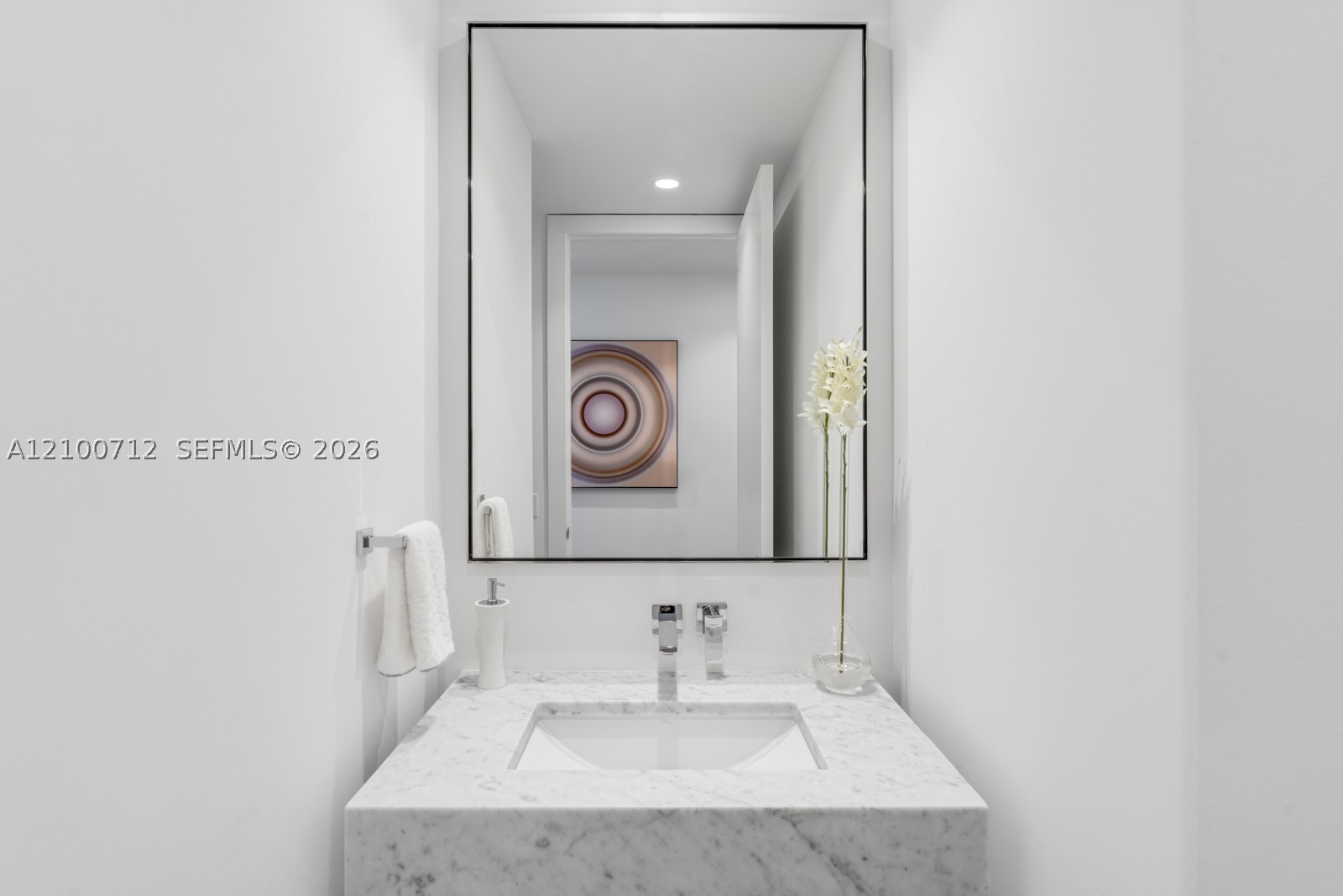 5775 Collins Ave #1005, Miami Beach FL 33140