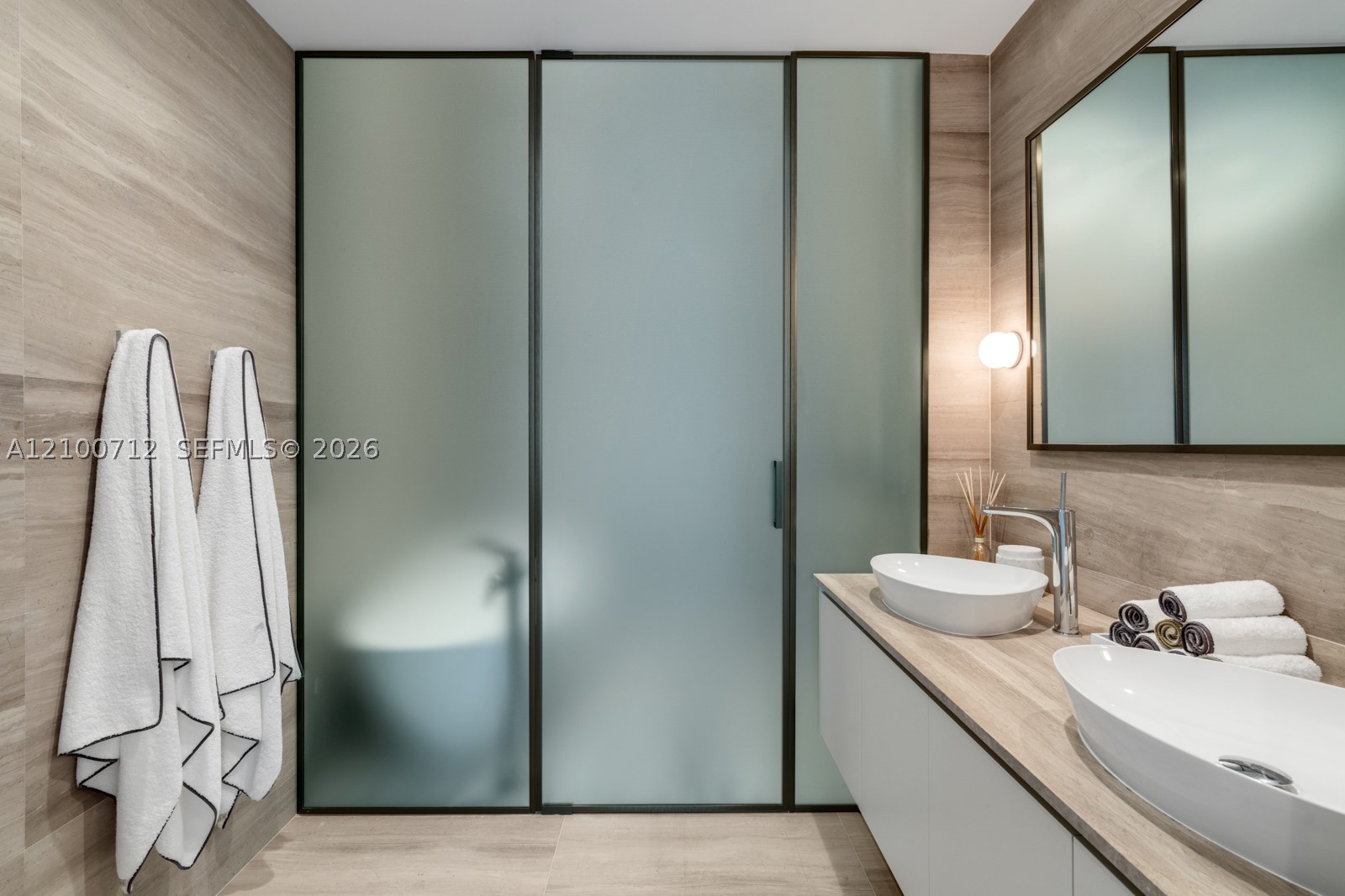 5775 Collins Ave #1005, Miami Beach FL 33140
