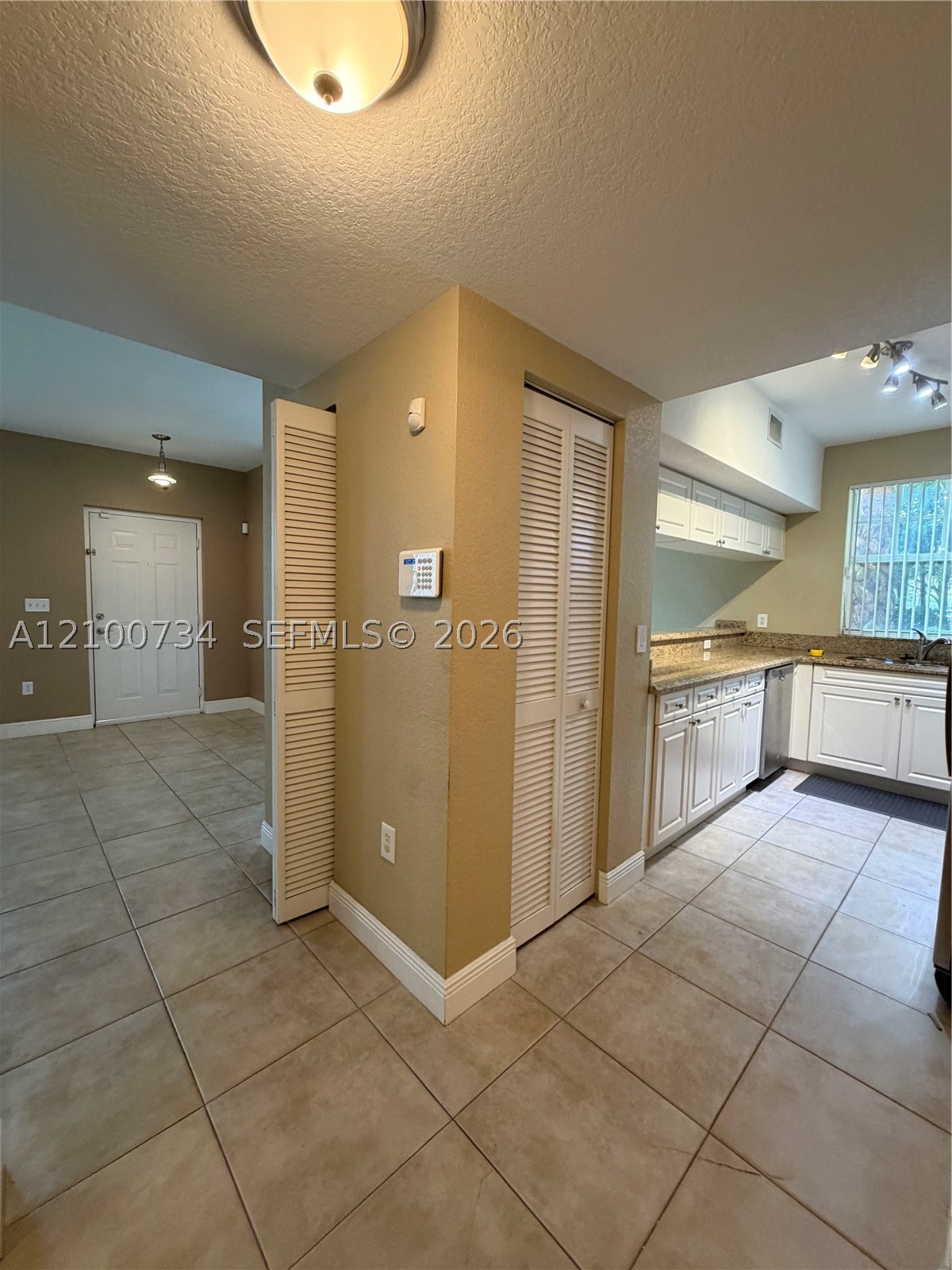 6708 W Sample Rd #6708, Coral Springs FL 33067