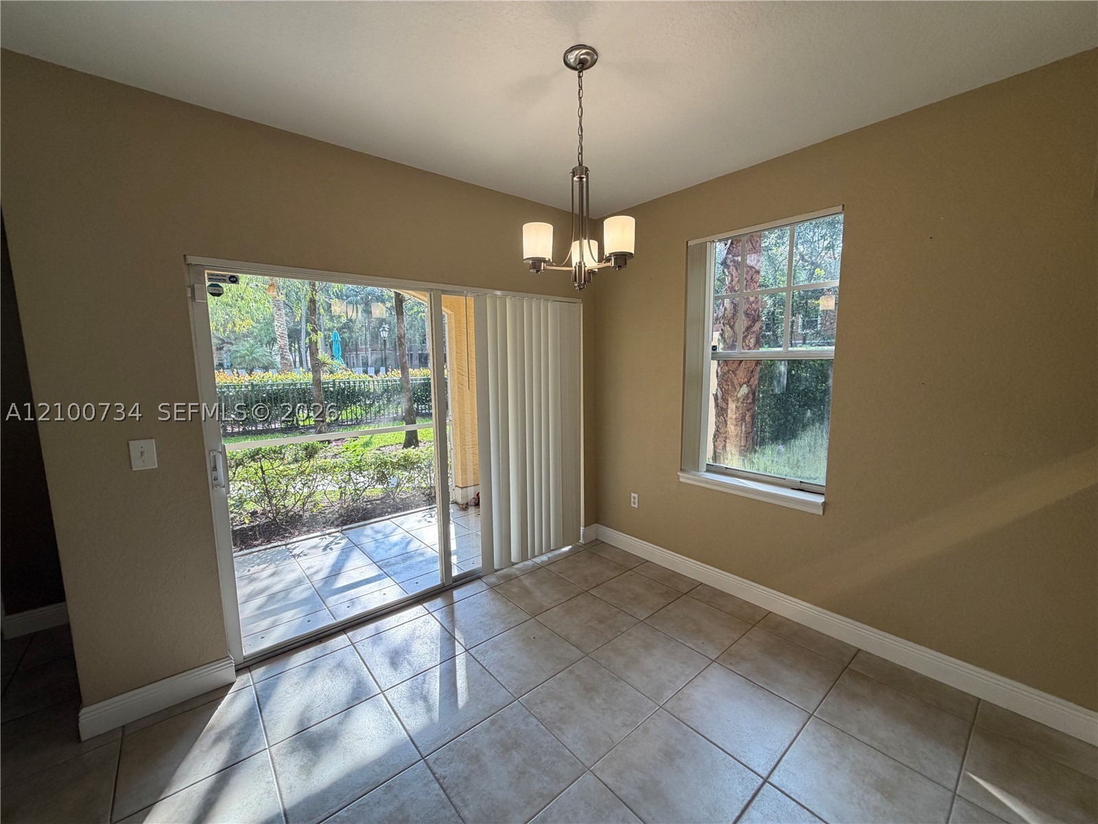 6708 W Sample Rd #6708, Coral Springs FL 33067