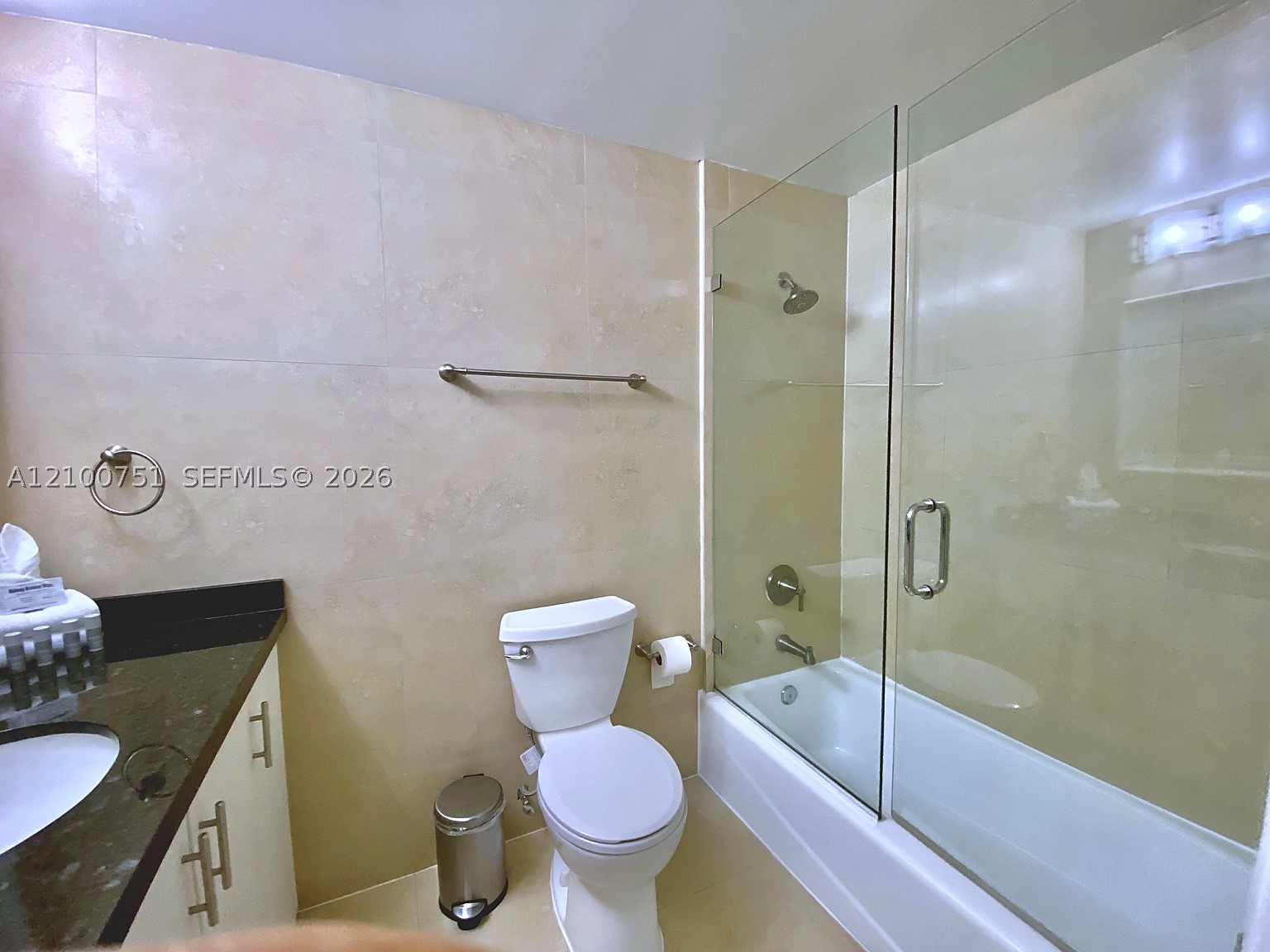 185 SE 14th Ter #912, Miami FL 33131