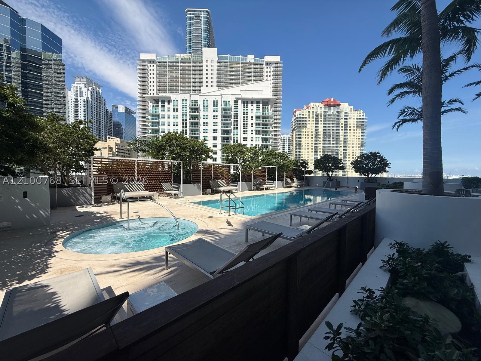 1300 Brickell Bay Dr #1600, Miami FL 33131