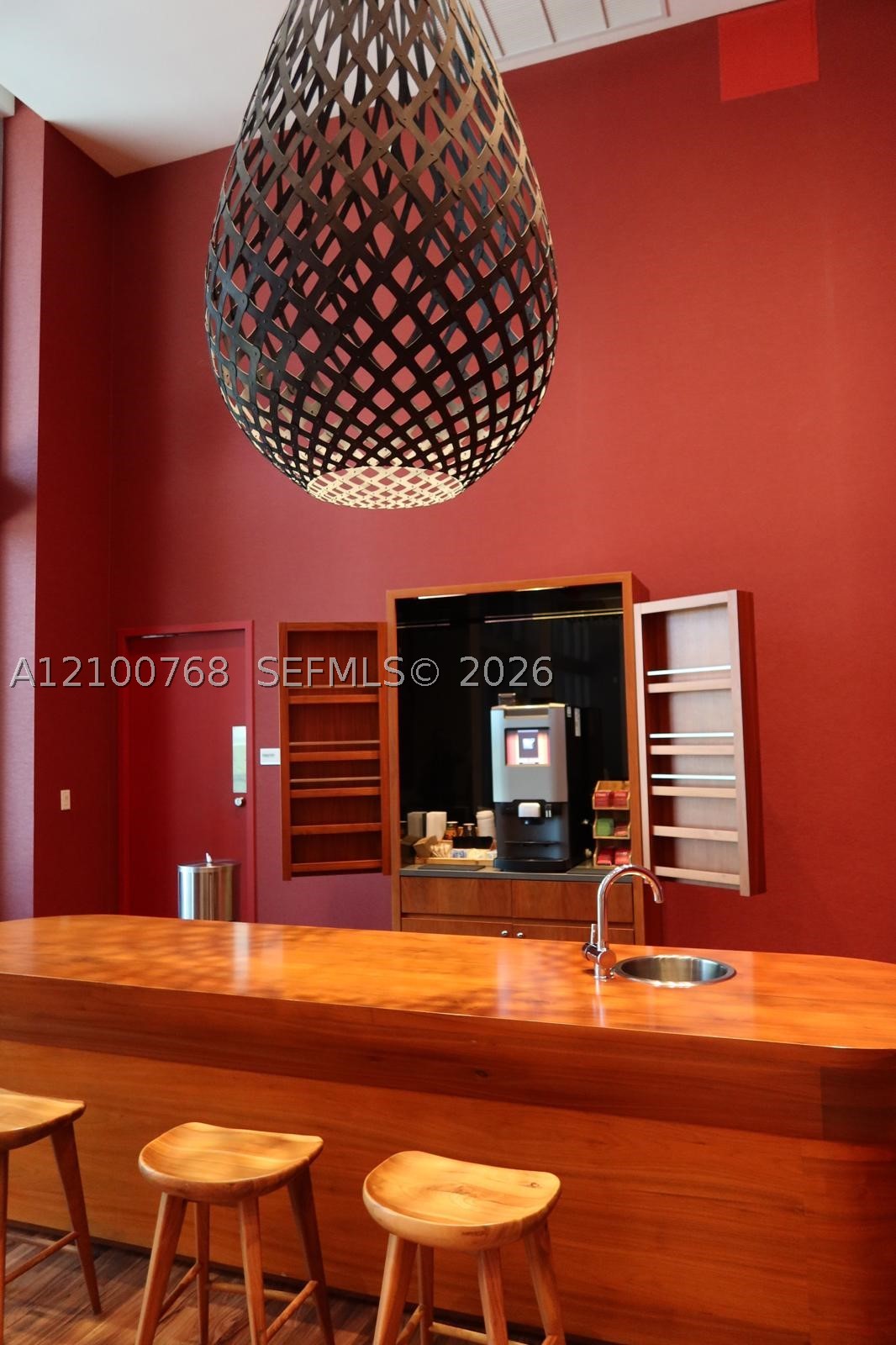 1300 Brickell Bay Dr #1600, Miami FL 33131