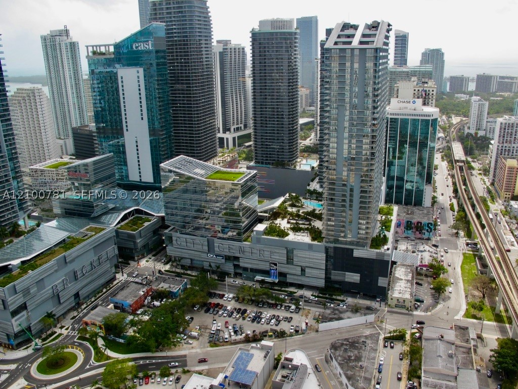 92 SW 3rd St #5102, Miami FL 33130