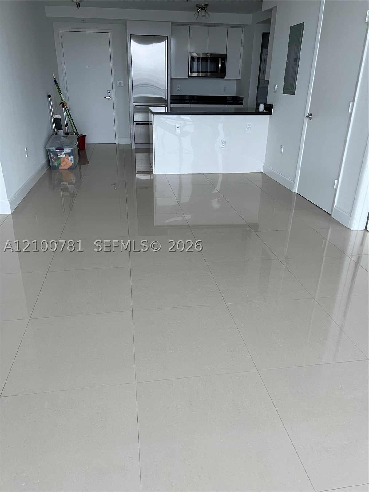 92 SW 3rd St #5102, Miami FL 33130