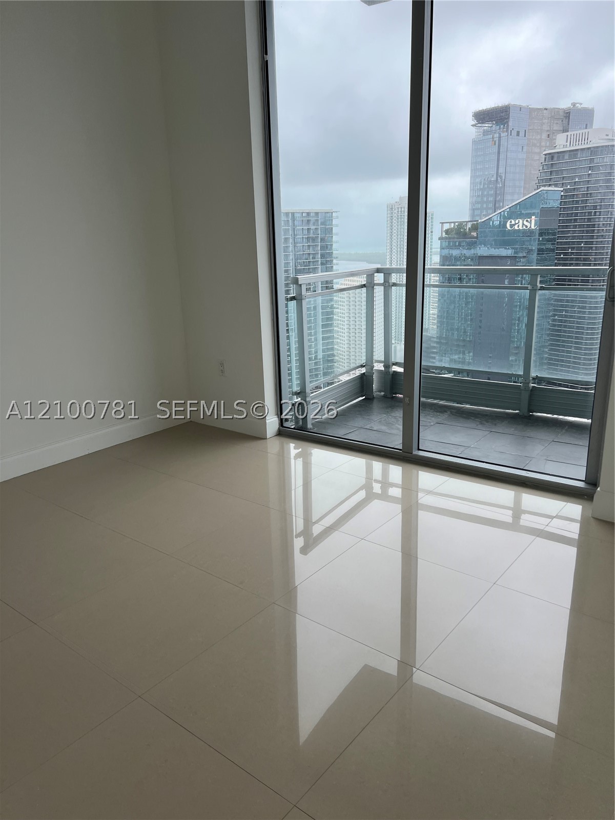 92 SW 3rd St #5102, Miami FL 33130