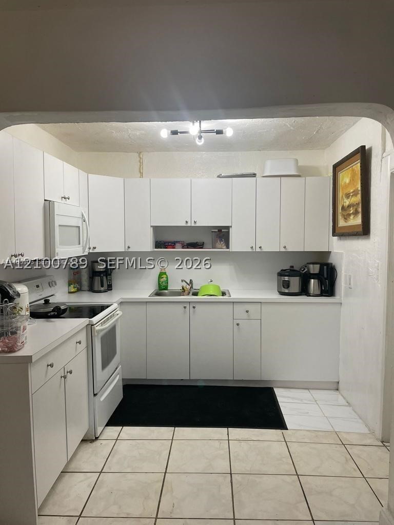 1137 NW 58th Ter, Miami FL 33127