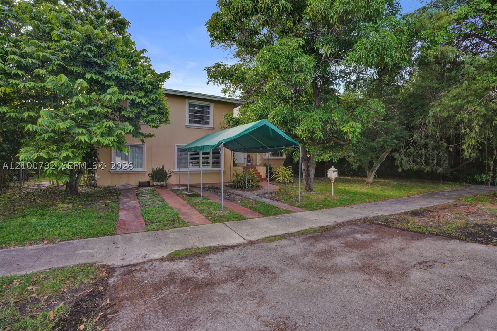 2210 SW 79th Ct, Miami FL 33155