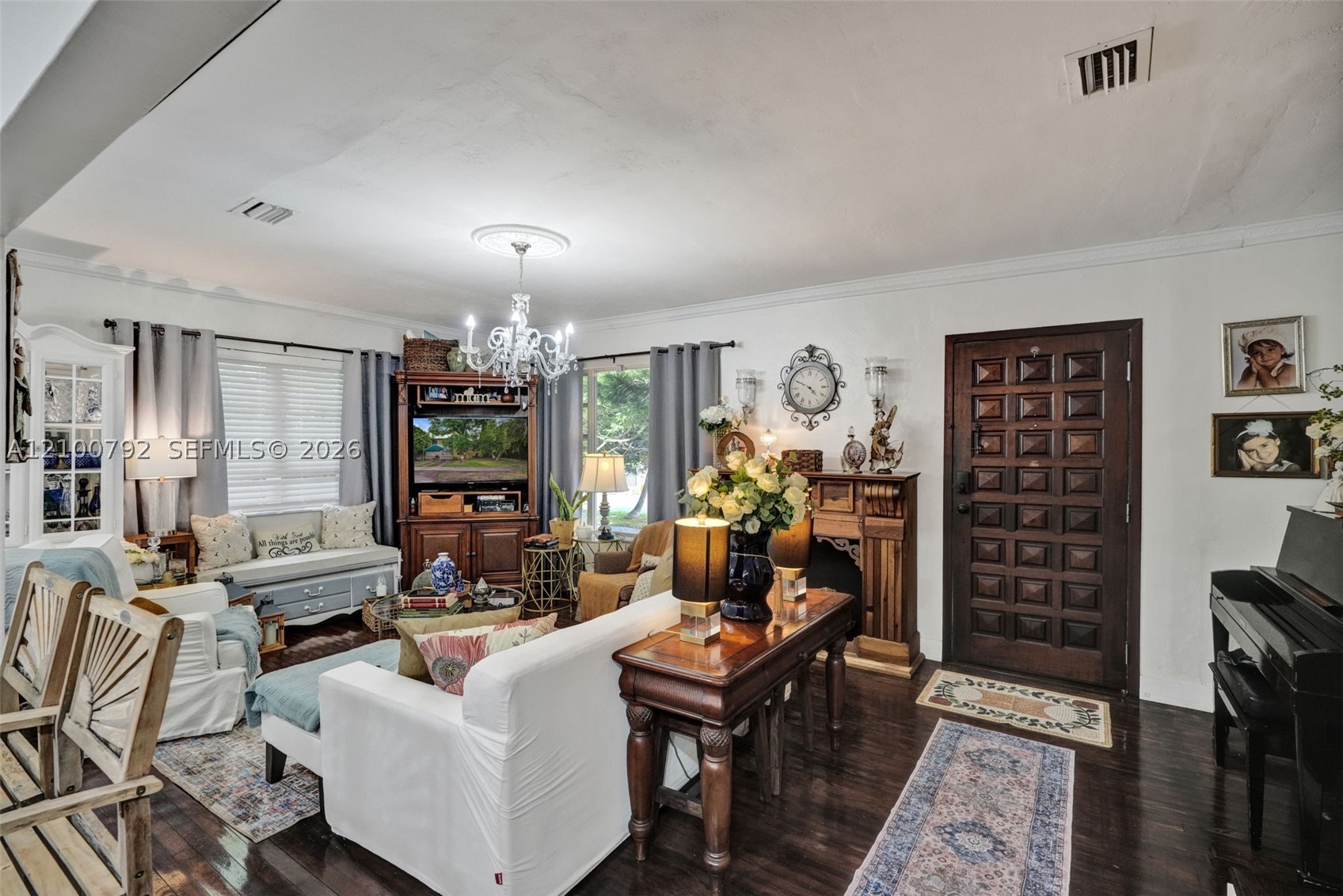 2210 SW 79th Ct, Miami FL 33155