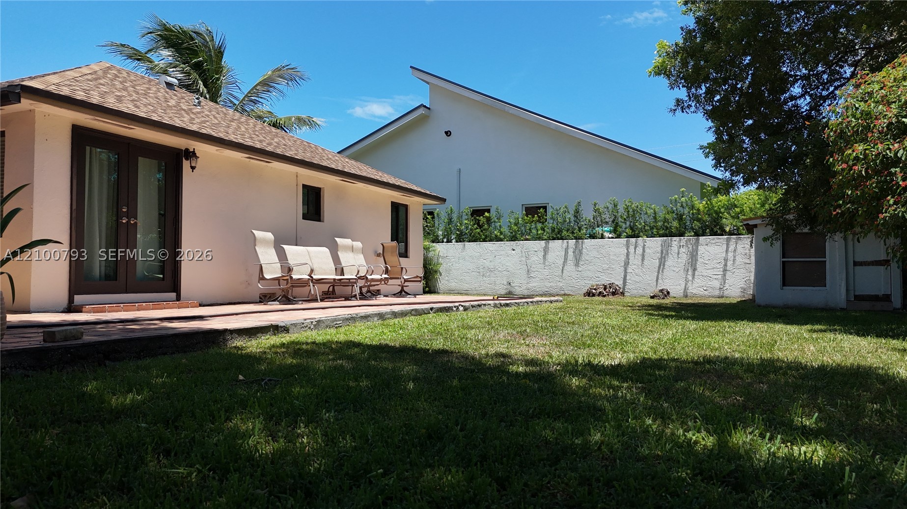 3208 Beacon St, Pompano Beach FL 33062