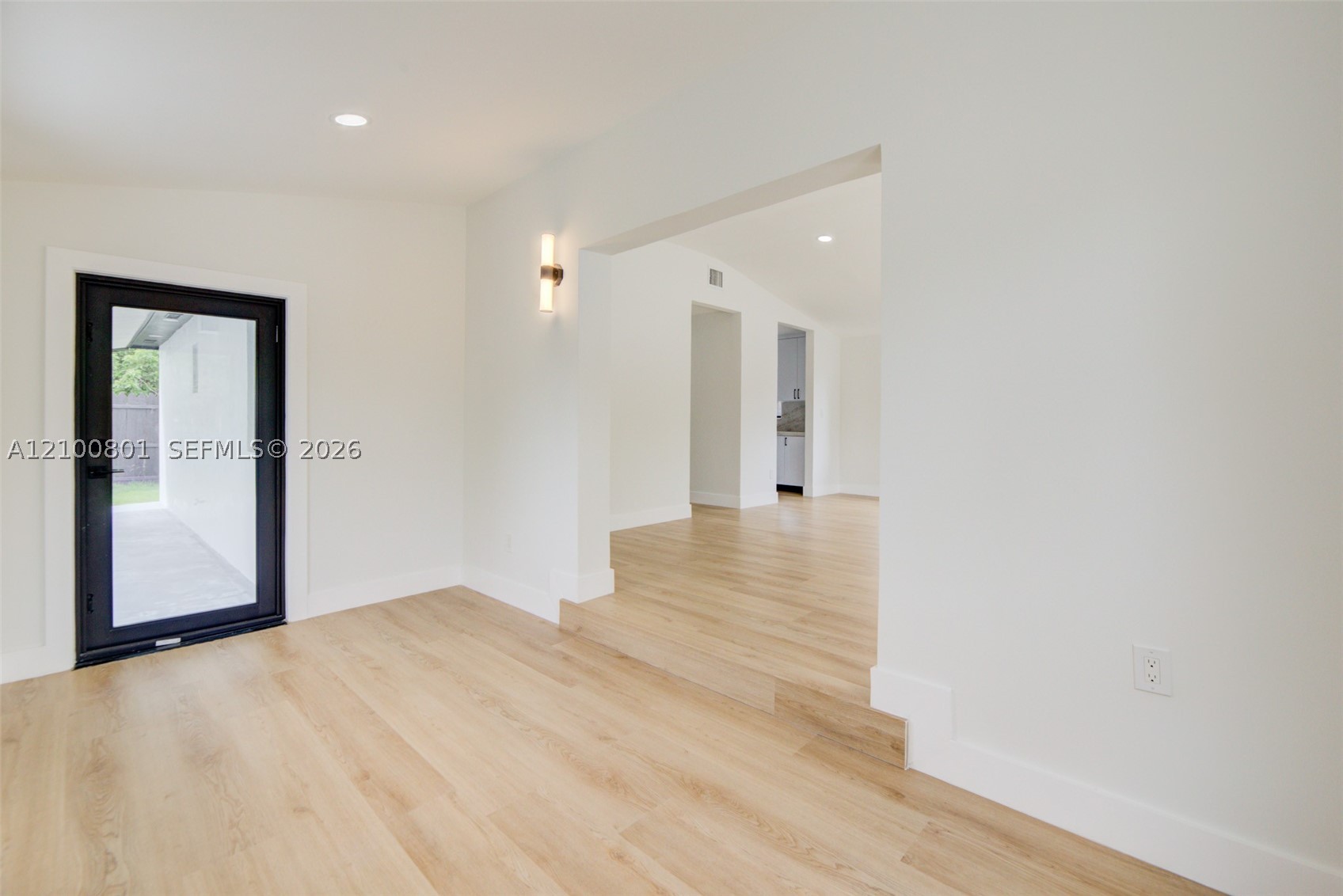 3416 SW 16th St, Miami FL 33145