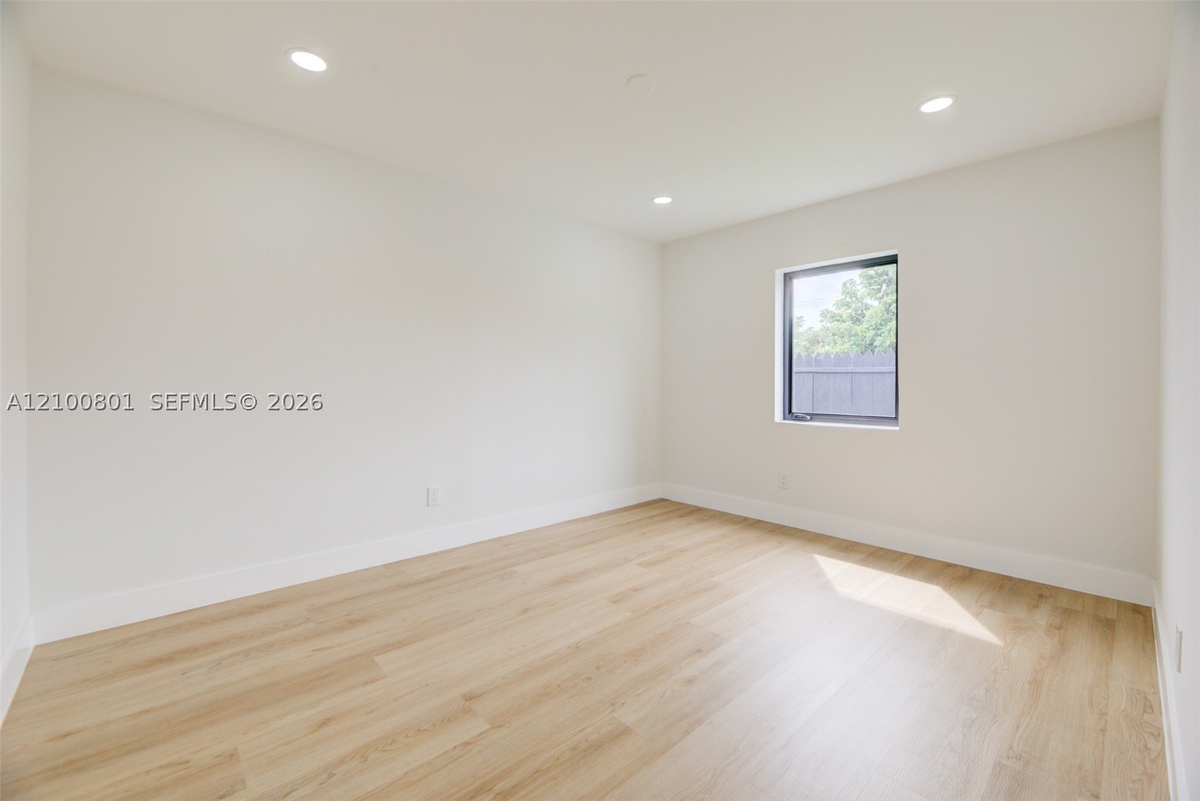 3416 SW 16th St, Miami FL 33145