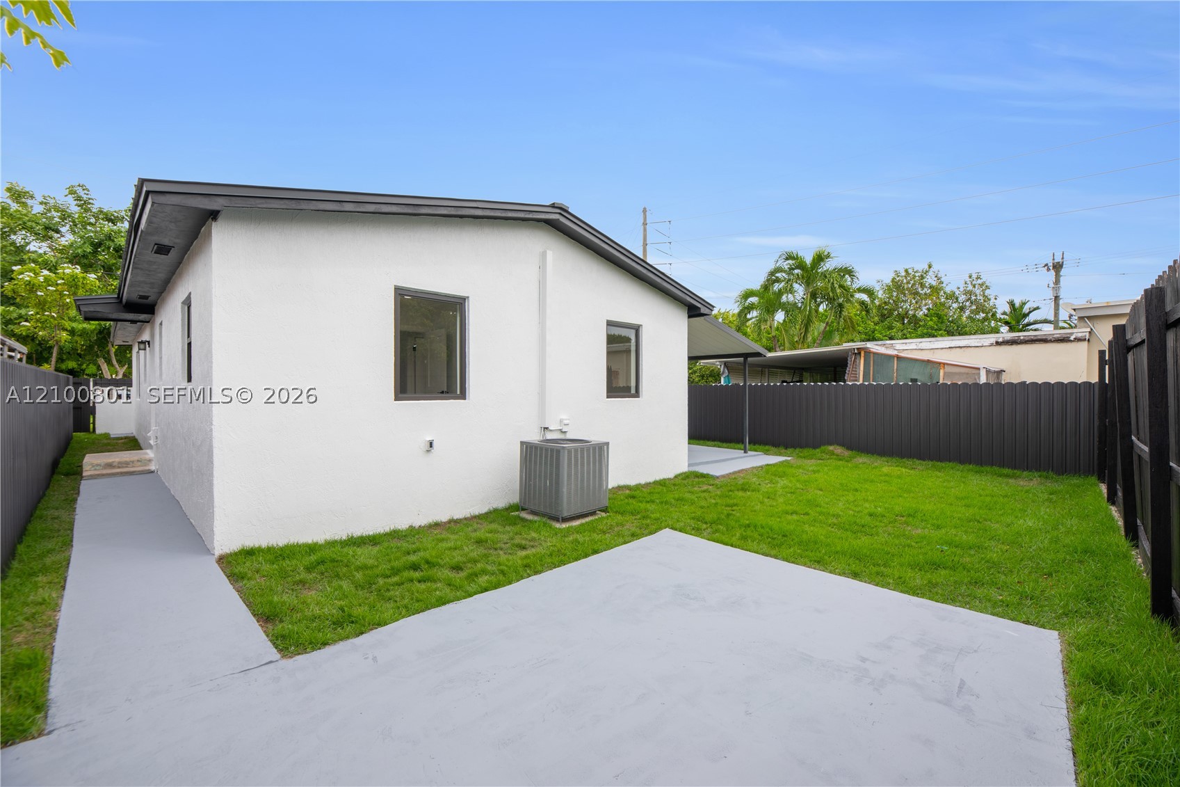 3416 SW 16th St, Miami FL 33145