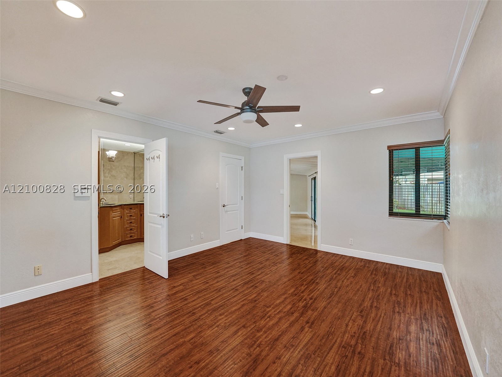 2756 NE 33rd St, Fort Lauderdale FL 33306