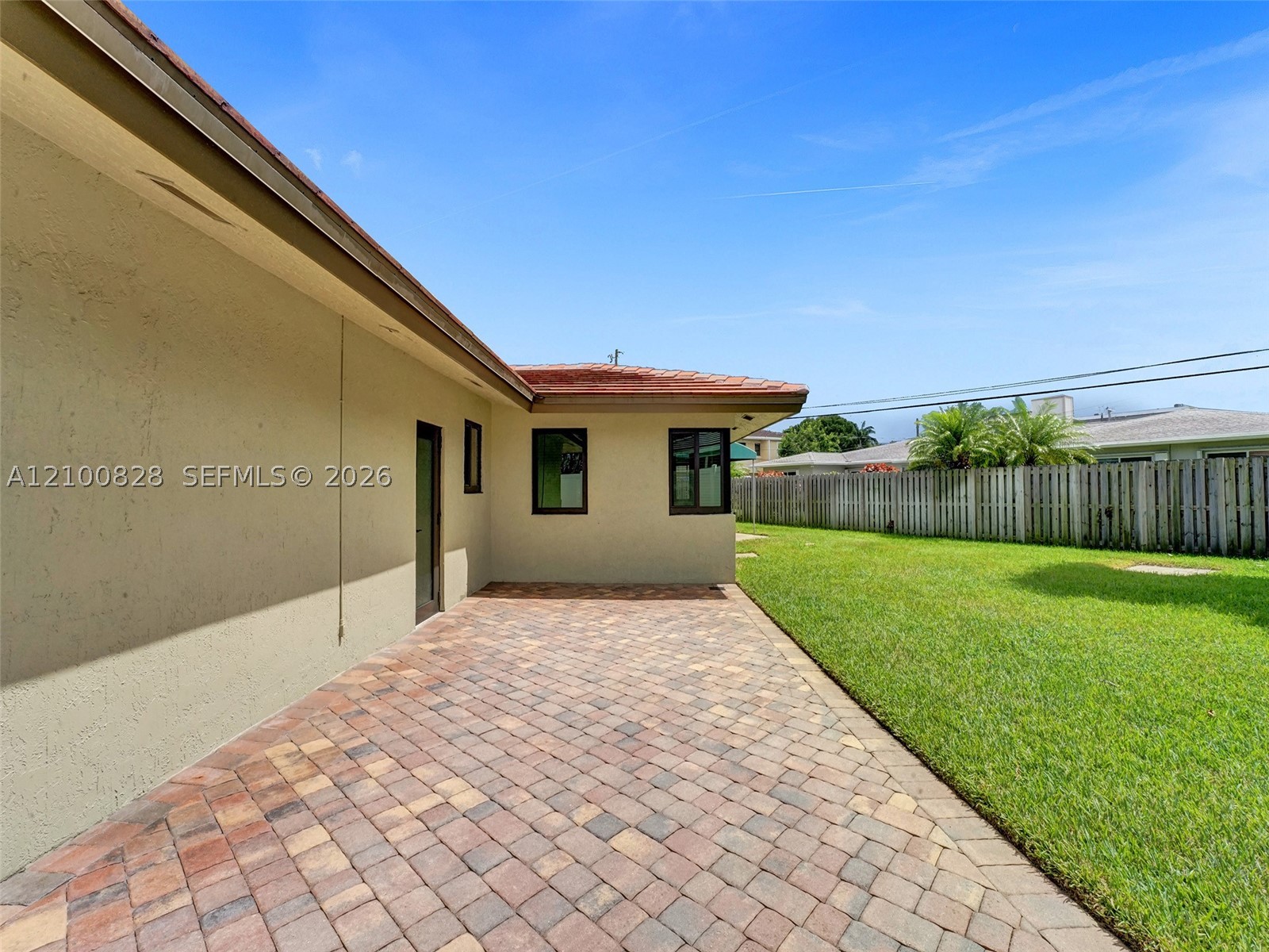 2756 NE 33rd St, Fort Lauderdale FL 33306
