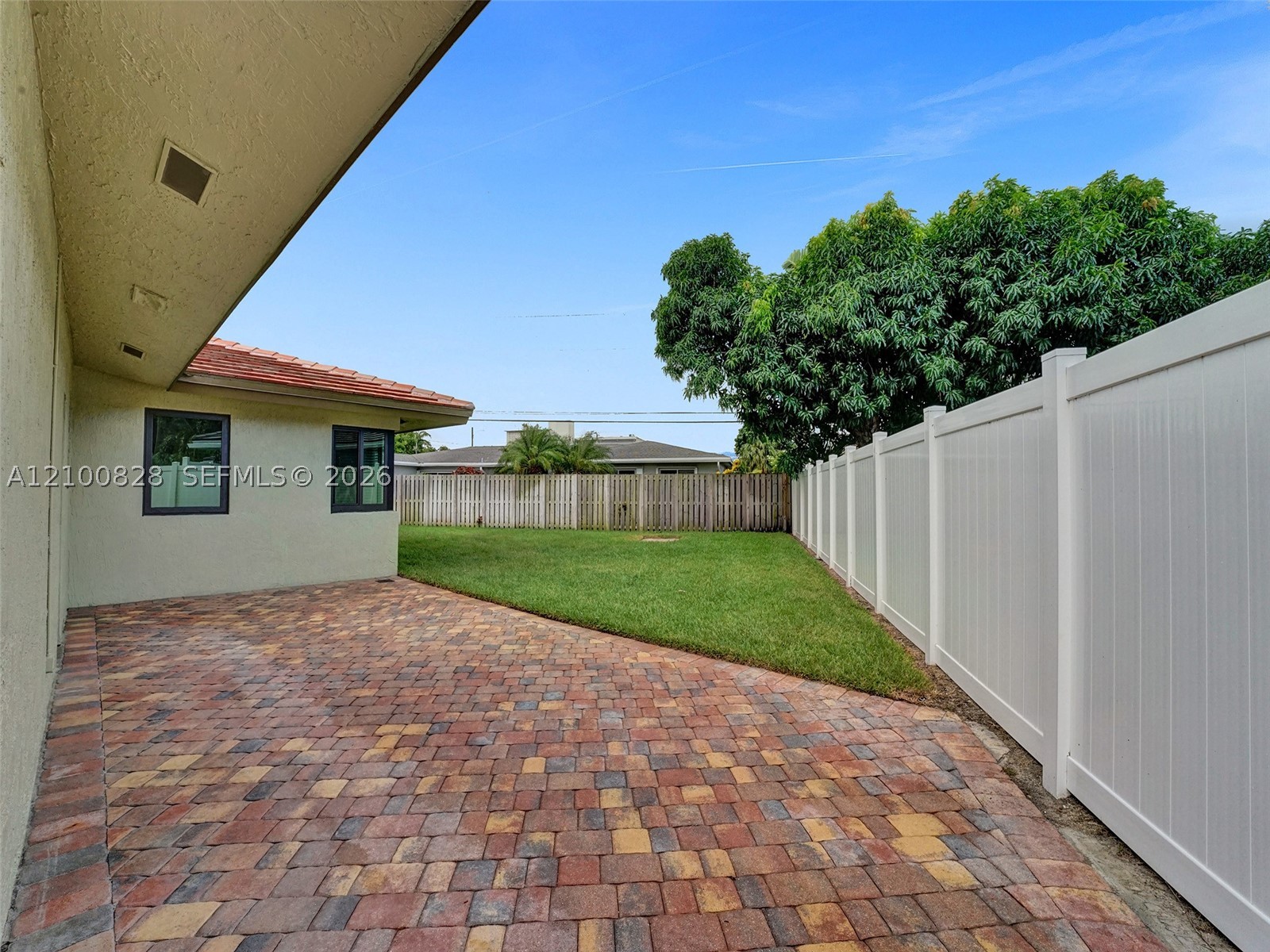 2756 NE 33rd St, Fort Lauderdale FL 33306