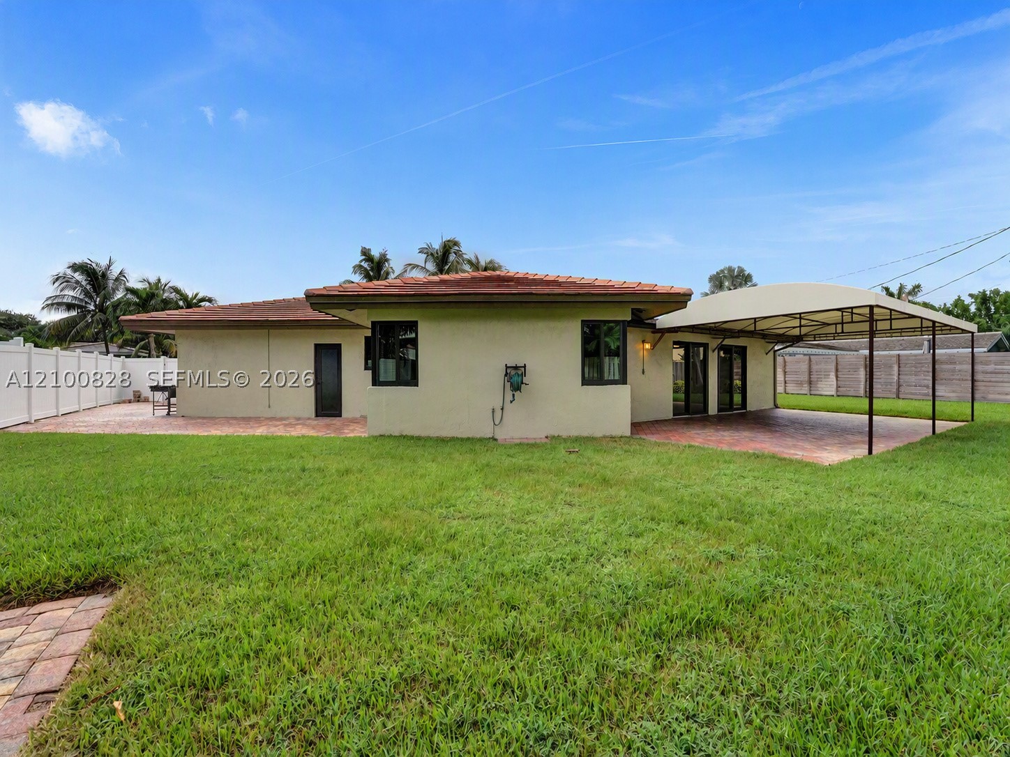 2756 NE 33rd St, Fort Lauderdale FL 33306
