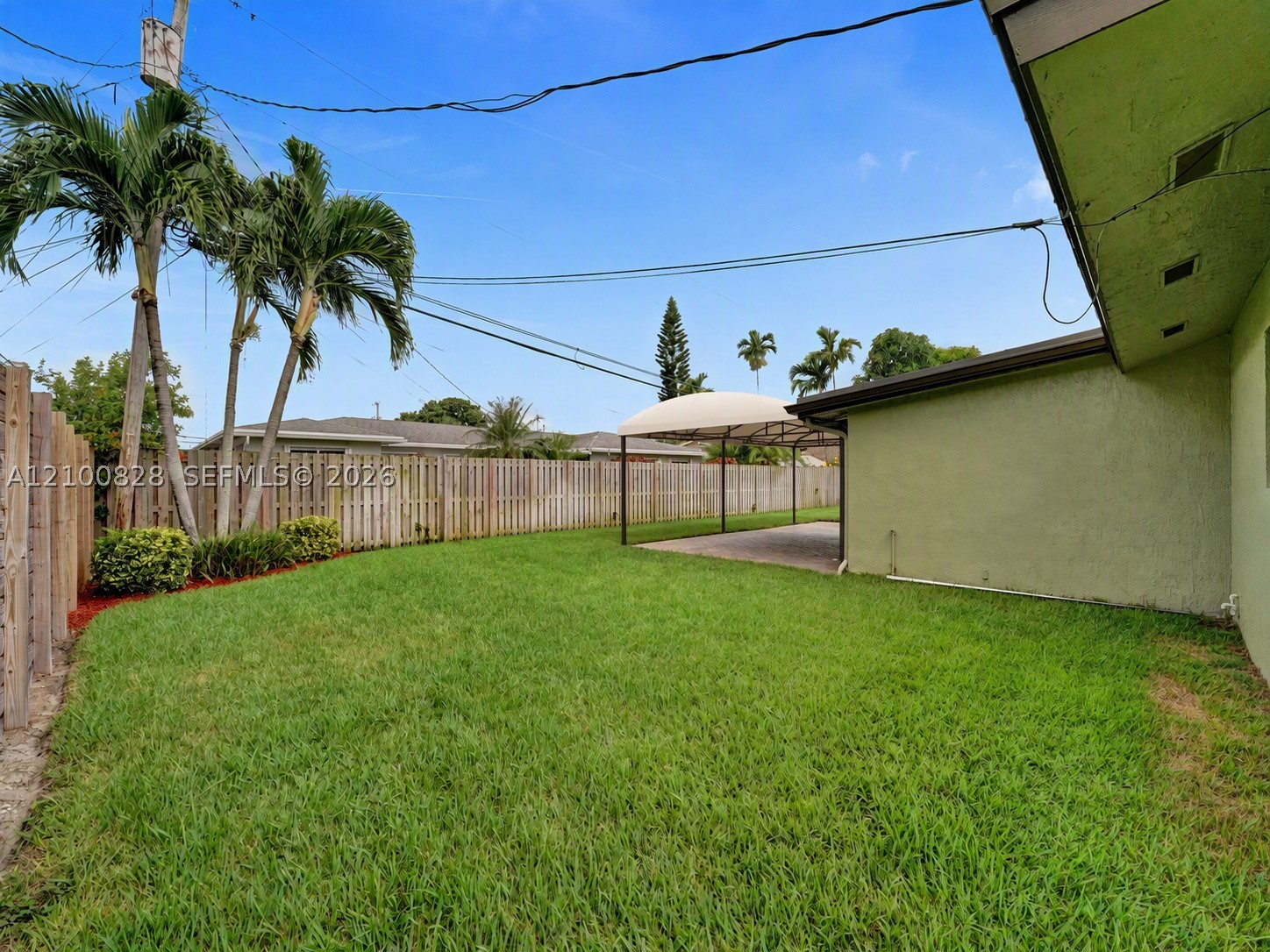 2756 NE 33rd St, Fort Lauderdale FL 33306