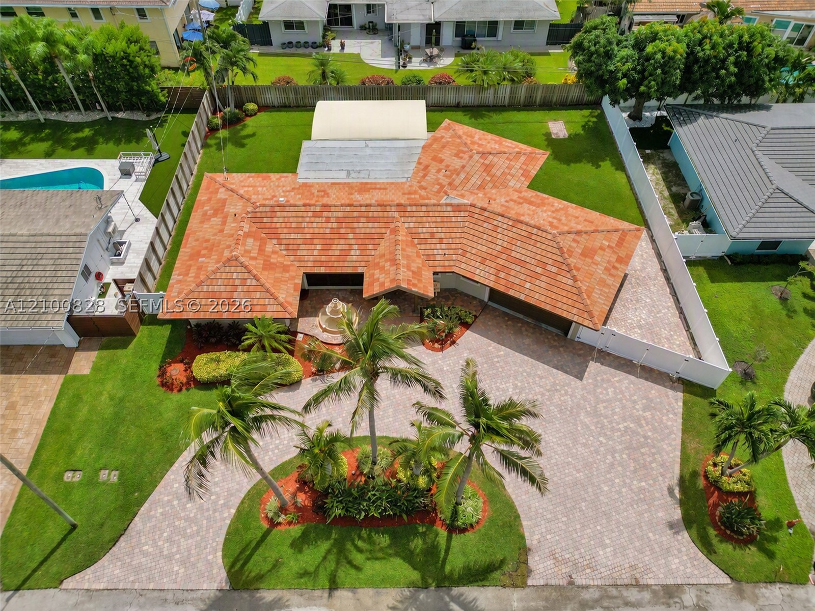 2756 NE 33rd St, Fort Lauderdale FL 33306