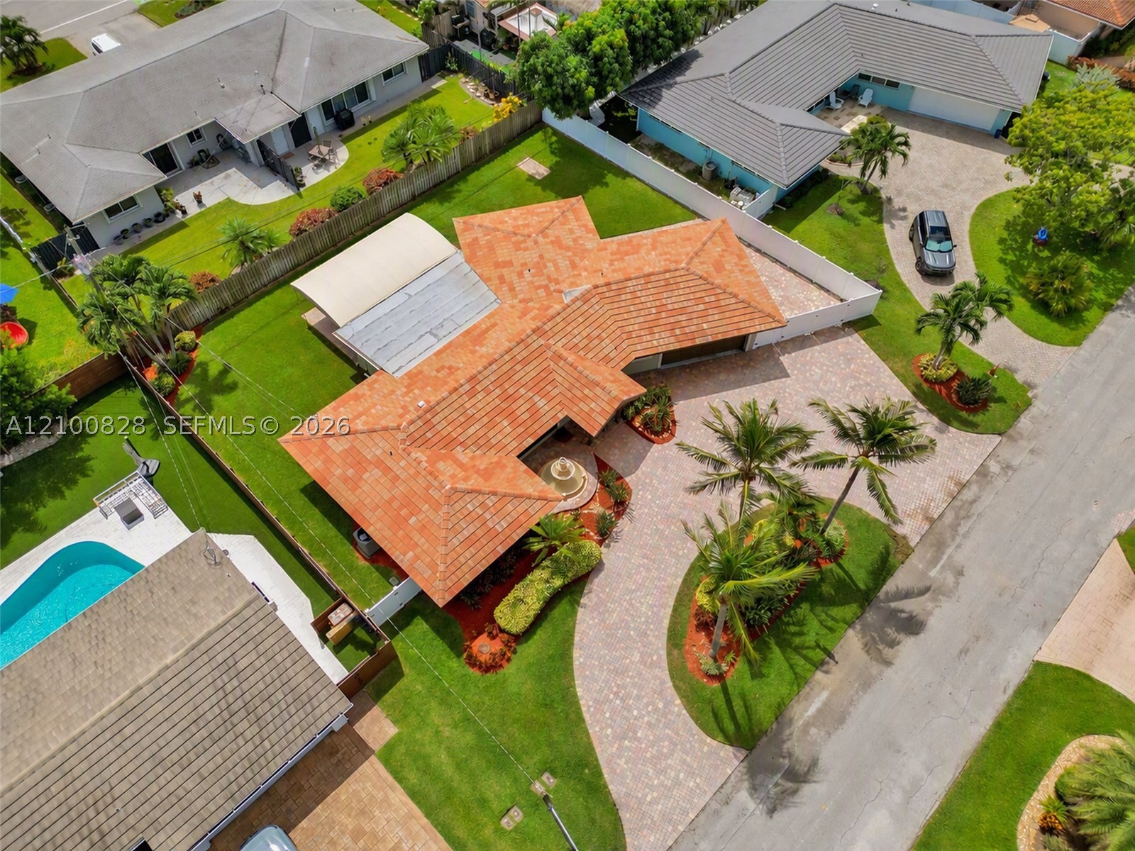 2756 NE 33rd St, Fort Lauderdale FL 33306