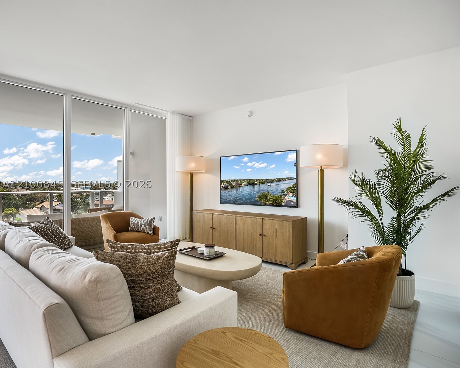 407 N Riverside Dr #504, Pompano Beach FL 33062