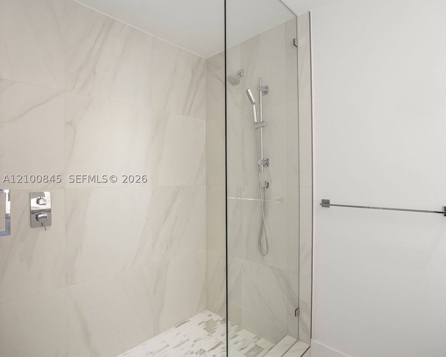 407 N Riverside Dr #504, Pompano Beach FL 33062