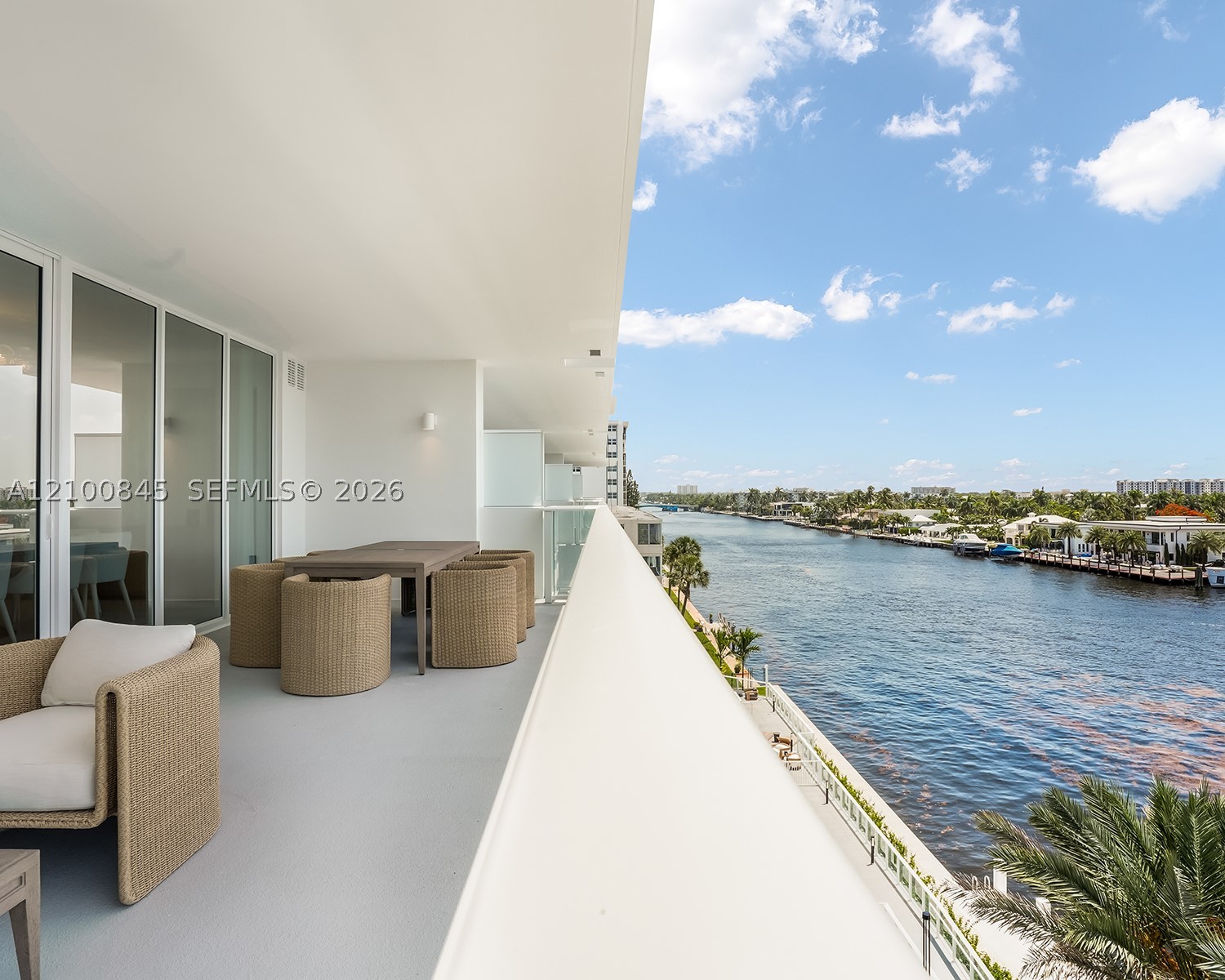 407 N Riverside Dr #504, Pompano Beach FL 33062