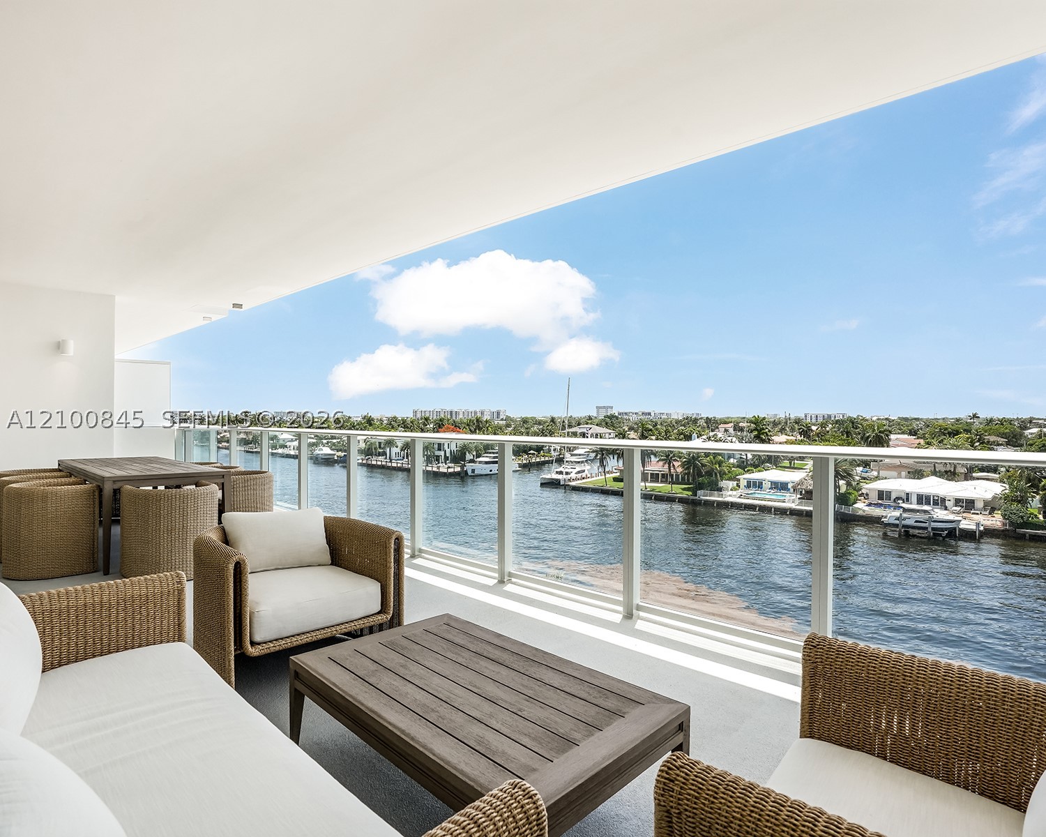 407 N Riverside Dr #504, Pompano Beach FL 33062