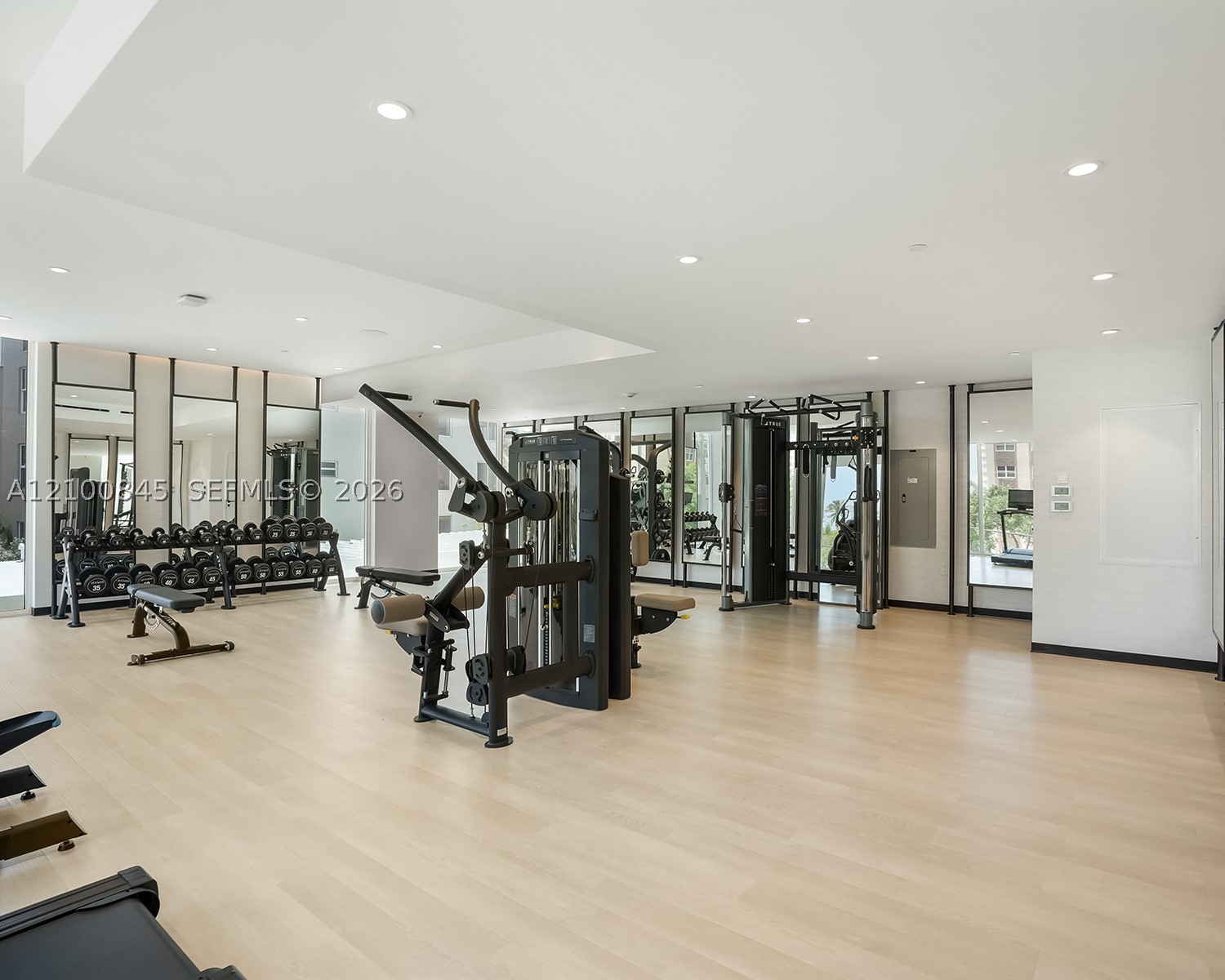 407 N Riverside Dr #504, Pompano Beach FL 33062