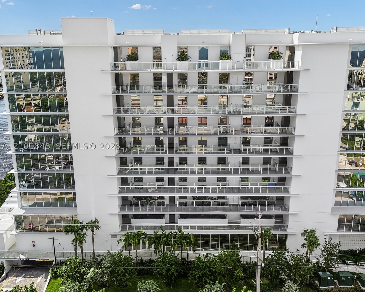 407 N Riverside Dr #504, Pompano Beach FL 33062
