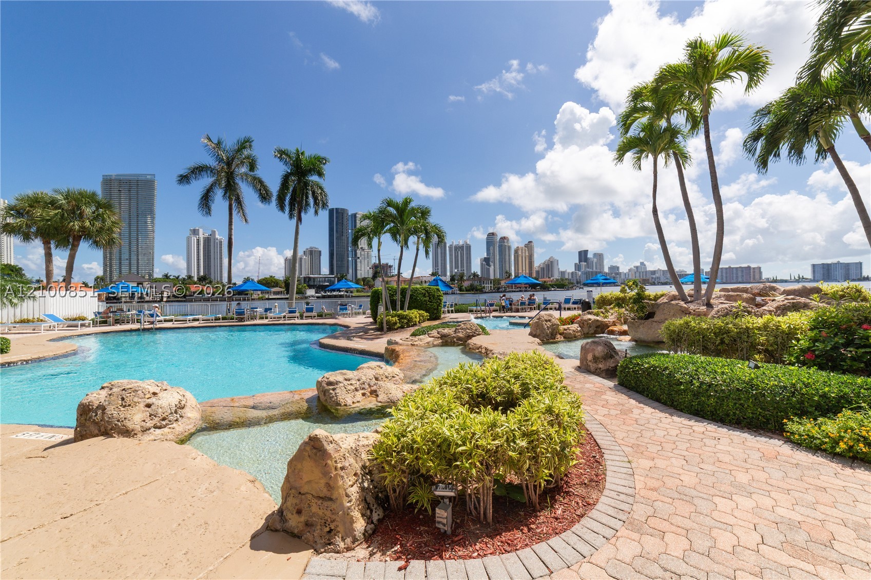 19195 NE 36th Ct #802, Aventura FL 33180