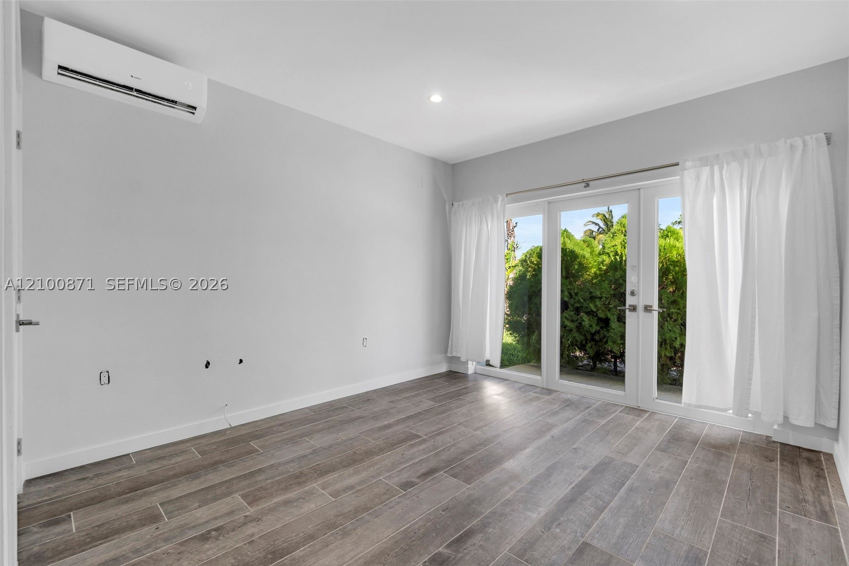 8810 Garland Ave, Surfside FL 33154