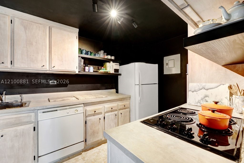 2451 Brickell Ave #6C, Miami FL 33129