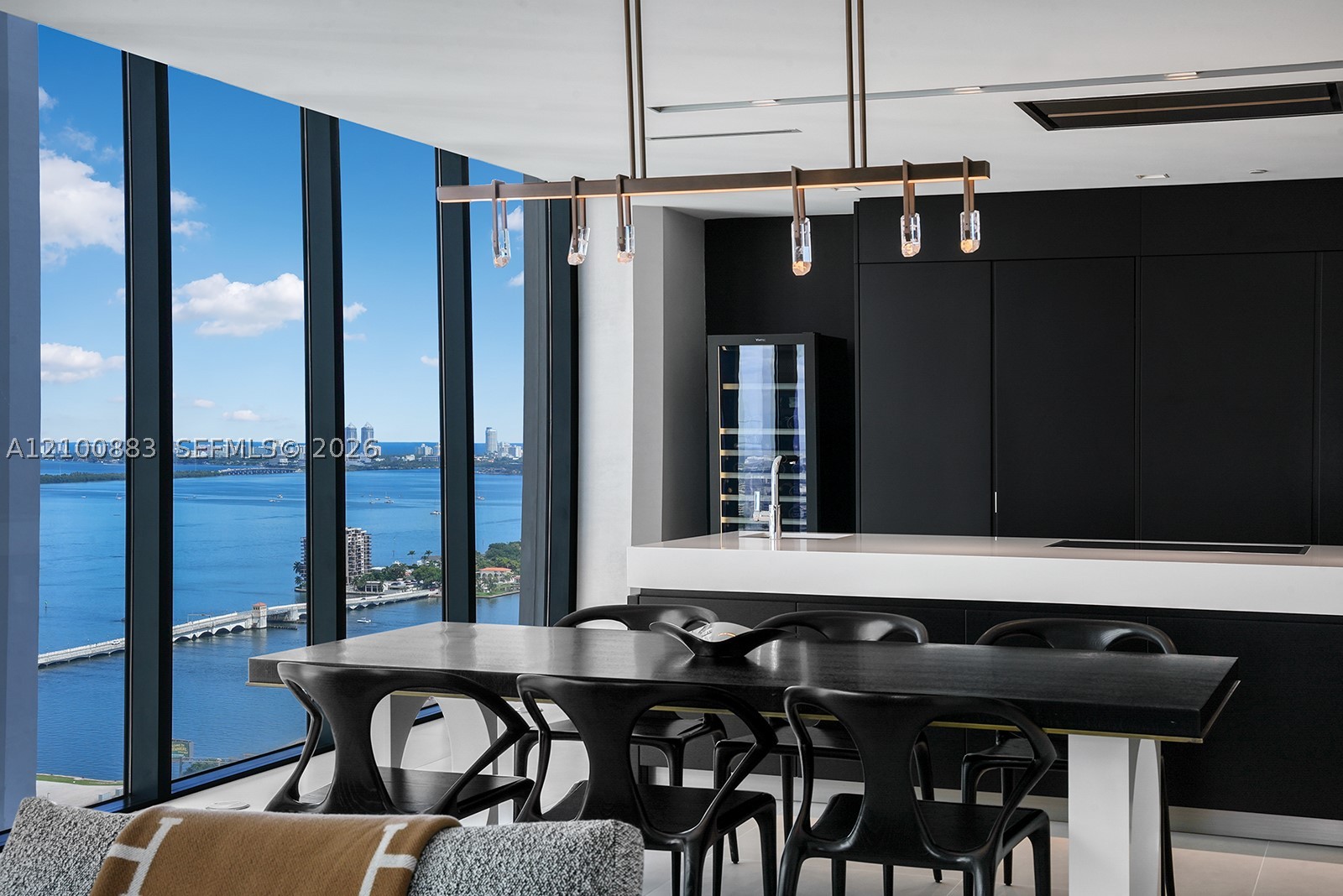 1000 Biscayne Blvd #3302, Miami FL 33132