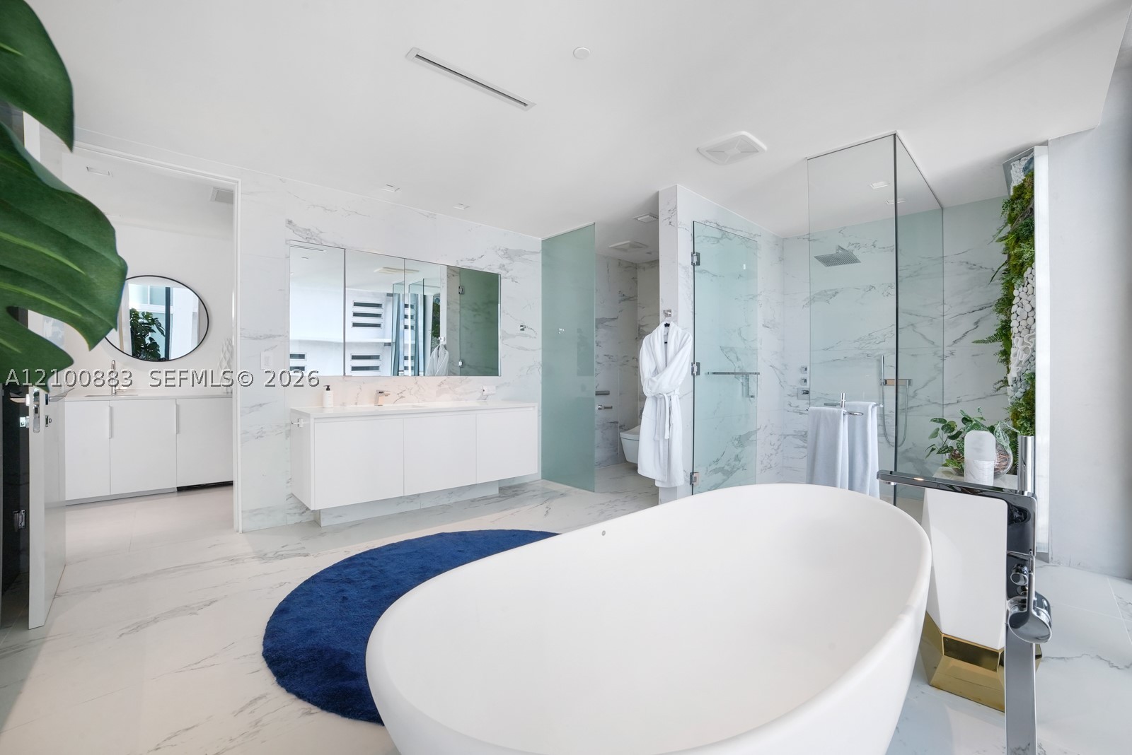 1000 Biscayne Blvd #3302, Miami FL 33132