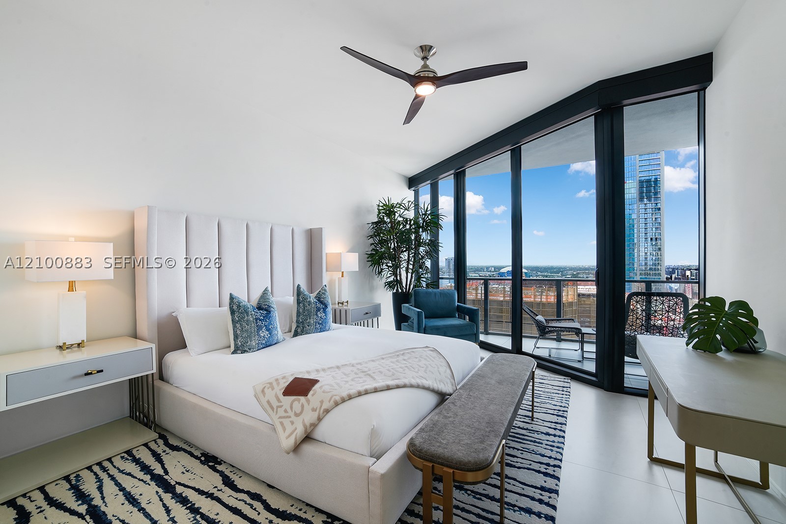 1000 Biscayne Blvd #3302, Miami FL 33132